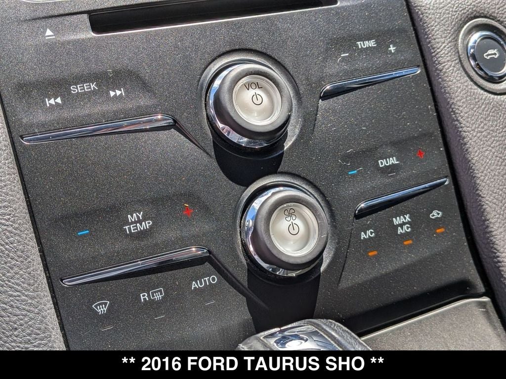 2016 Ford Taurus SHO