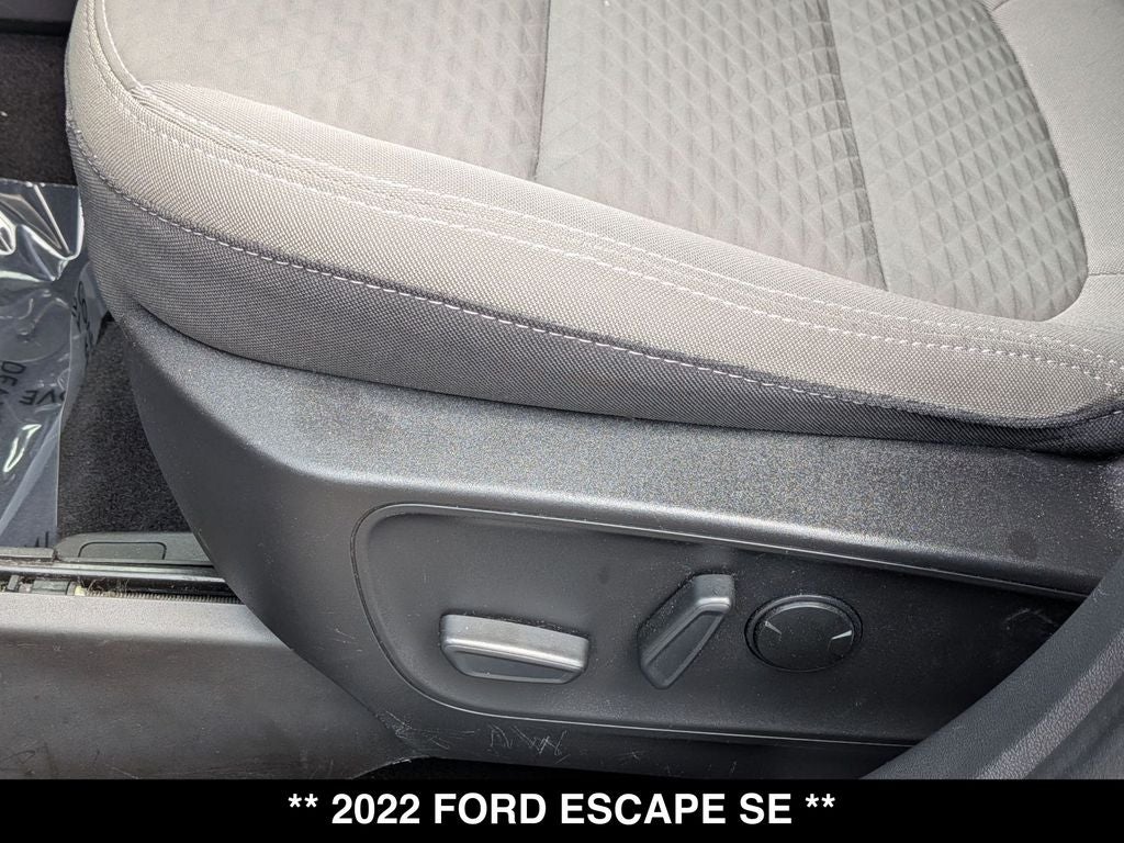 2022 Ford Escape SE