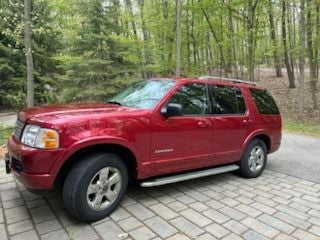 2004 Ford Explorer Limited