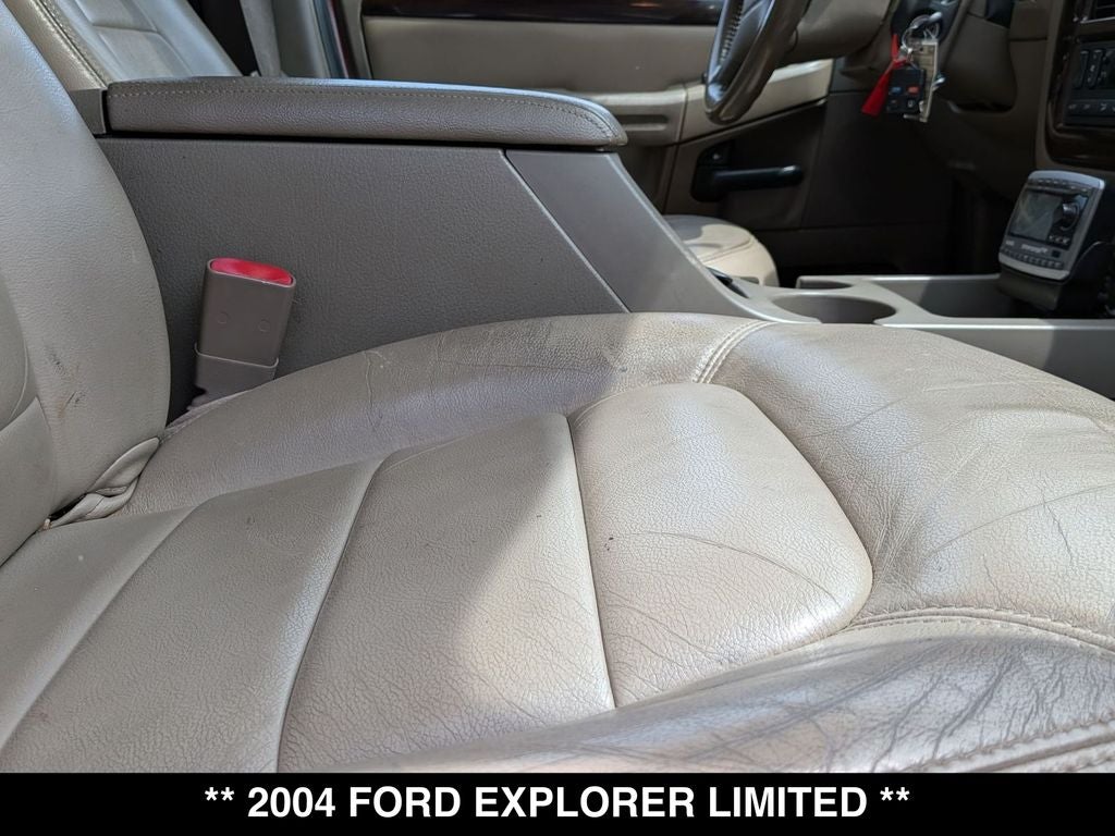 2004 Ford Explorer Limited
