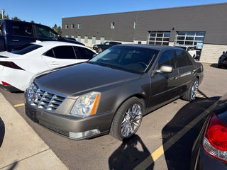 2010 Cadillac DTS Base