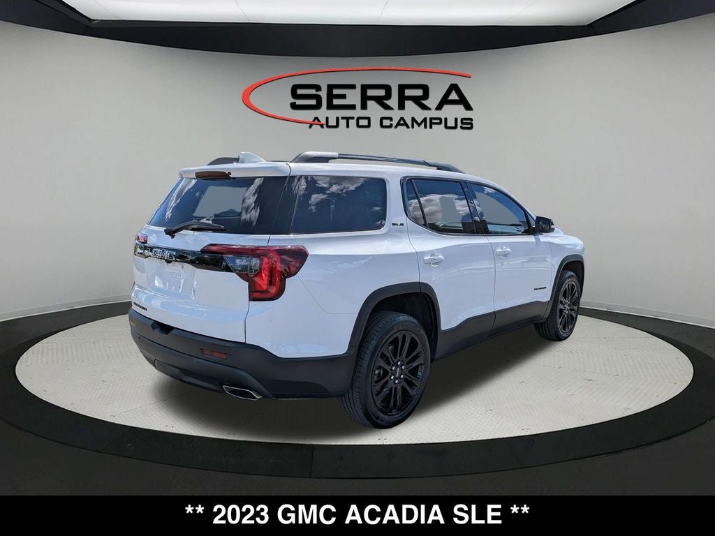 2023 GMC Acadia SLE