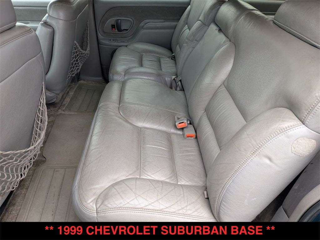 1999 Chevrolet Suburban 1500 Base