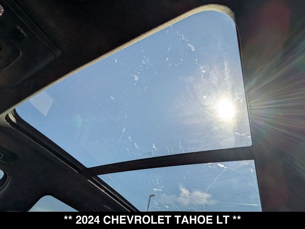 2024 Chevrolet Tahoe LT Middle Bucket Seats