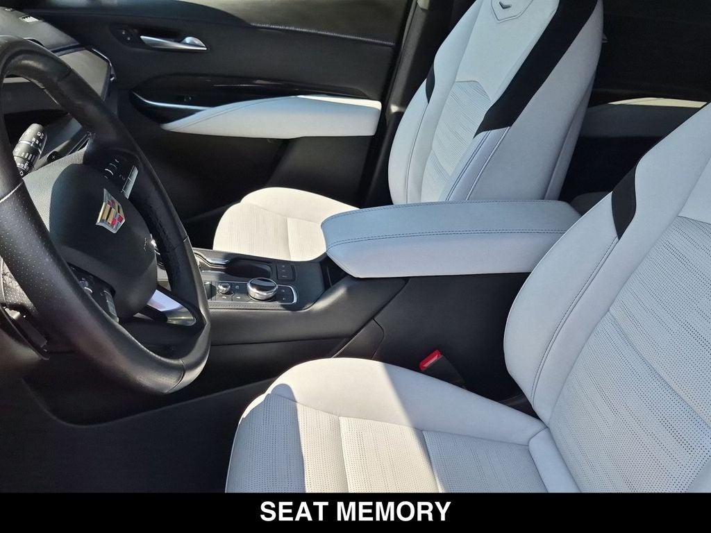 2024 Cadillac XT4 Sport