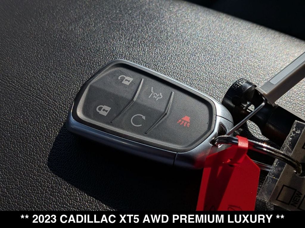 2023 Cadillac XT5 Premium Luxury