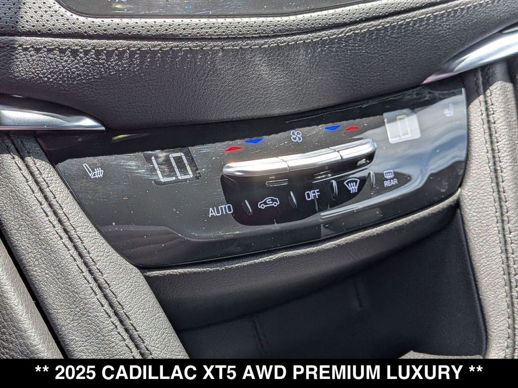 2025 Cadillac XT5 Premium Luxury