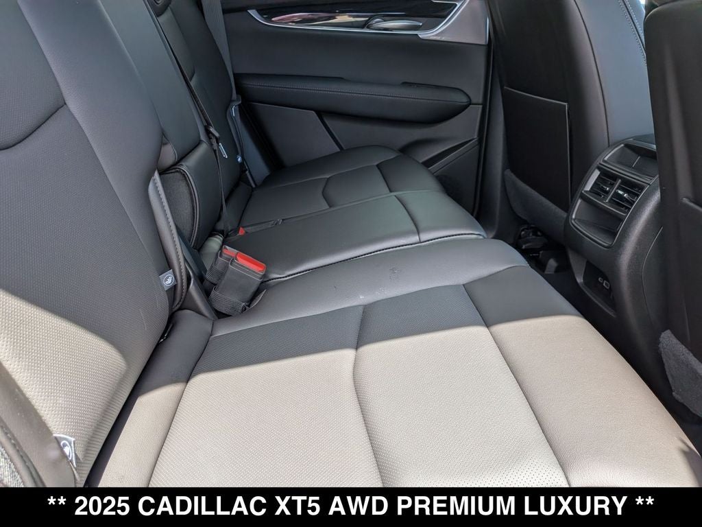 2025 Cadillac XT5 Premium Luxury