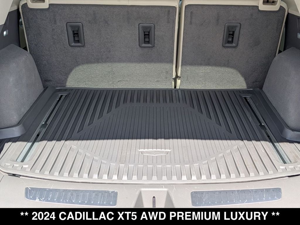 2024 Cadillac XT5 Premium Luxury