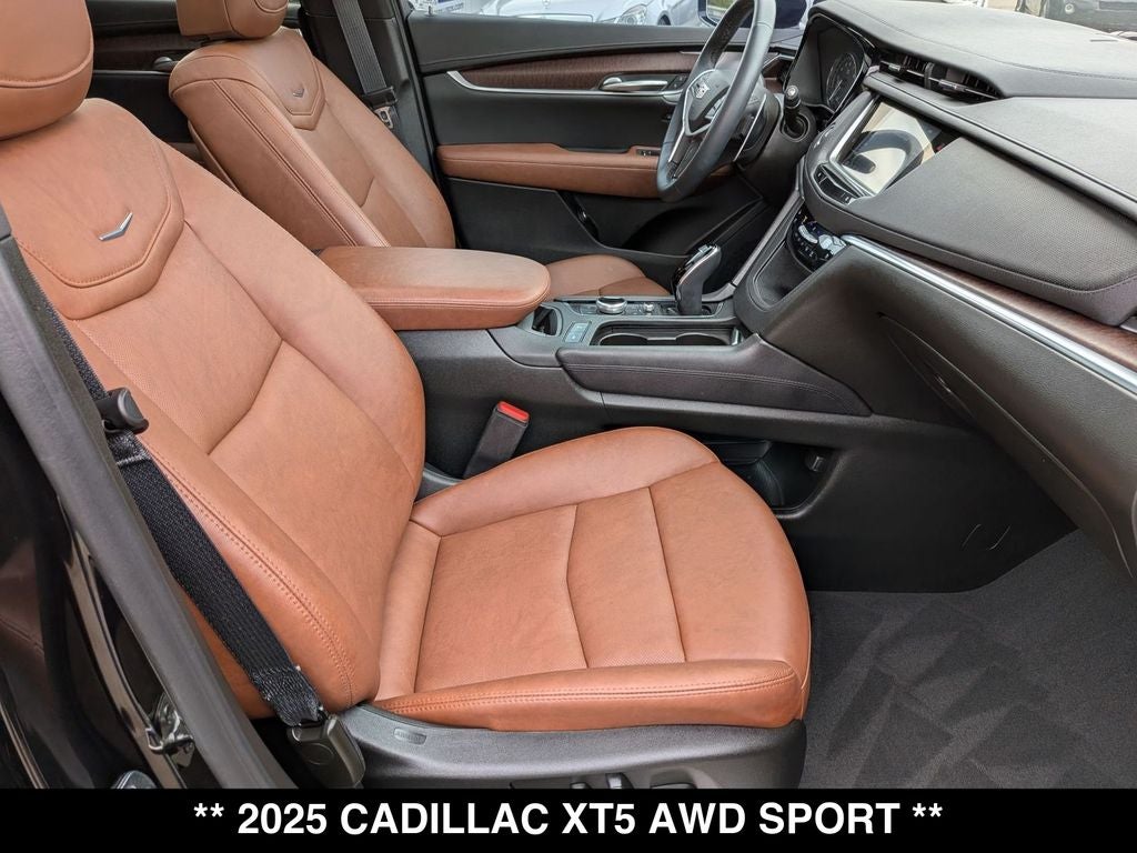 2025 Cadillac XT5 Sport