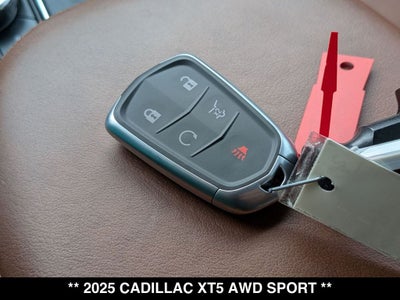 2025 Cadillac XT5 Sport
