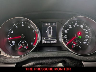 2017 Volkswagen Passat 1.8T R-Line