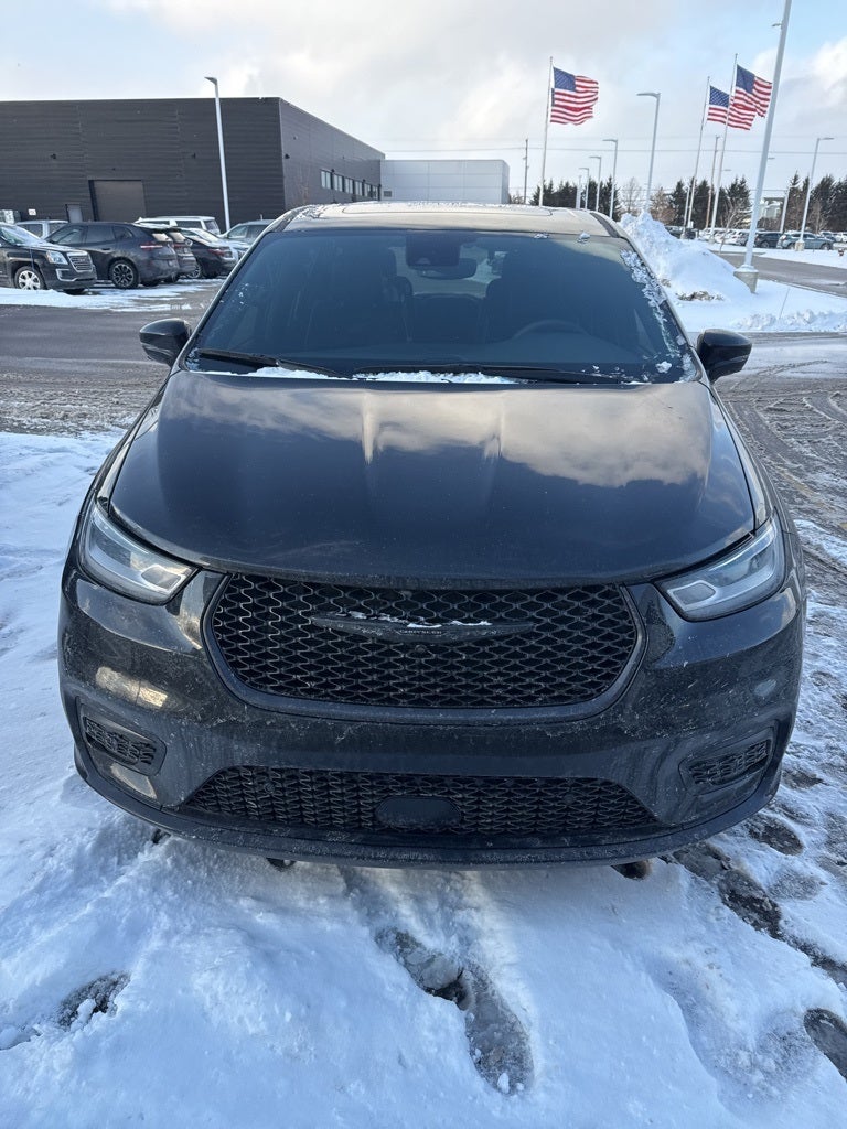 2022 Chrysler Pacifica Hybrid Limited