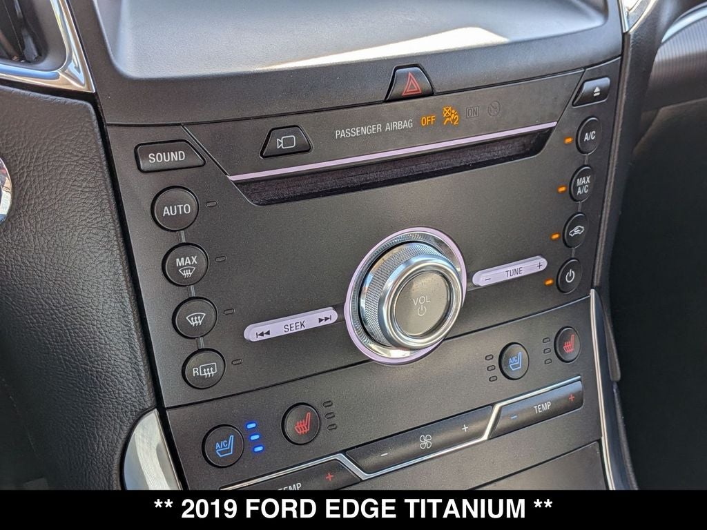 2019 Ford Edge Titanium