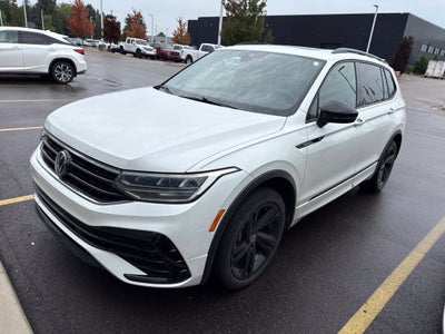 2024 Volkswagen Tiguan 2.0T SE R-Line Black