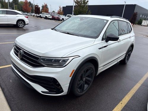 2024 Volkswagen Tiguan 2.0T SE R-Line Black