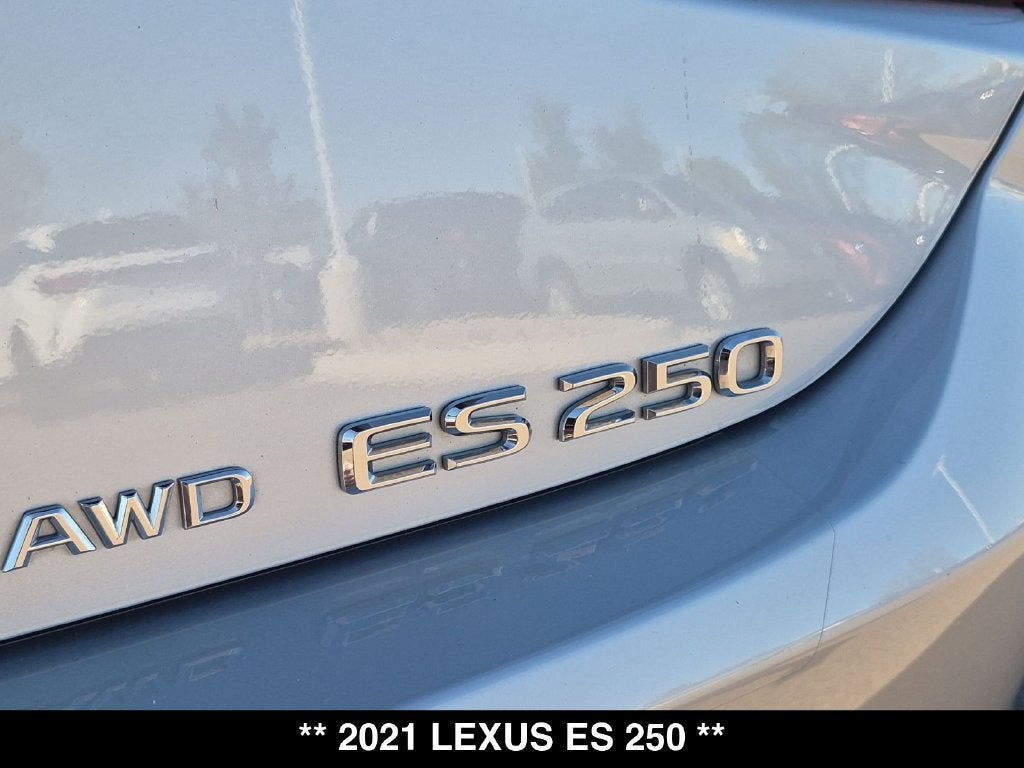 2021 Lexus ES 250