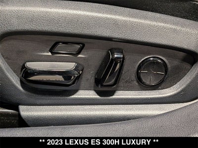 2023 Lexus ES 300h Luxury