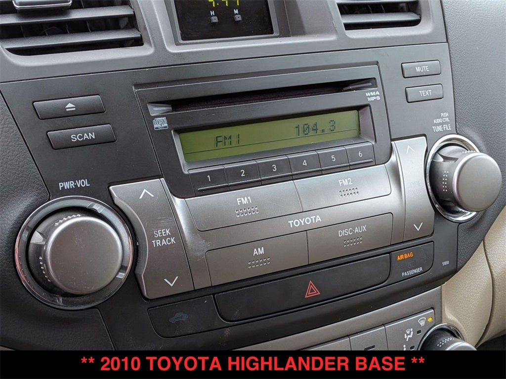 2010 Toyota Highlander Base