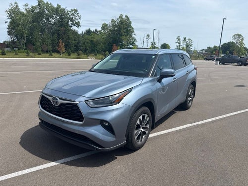 2021 Toyota Highlander Hybrid XLE