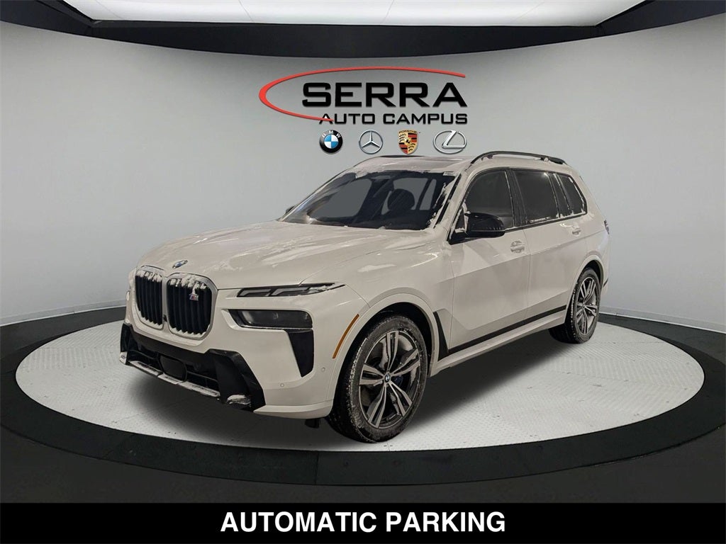 2023 BMW X7 M60i