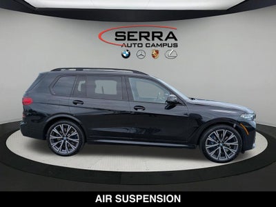 2022 BMW X7 M50i M-Sport