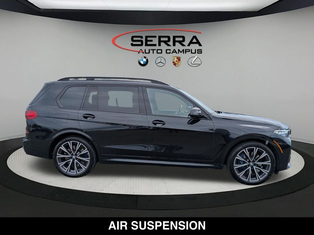 2022 BMW X7 M50i M-Sport