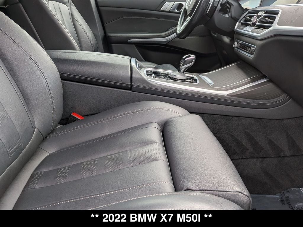2022 BMW X7 M50i M-Sport