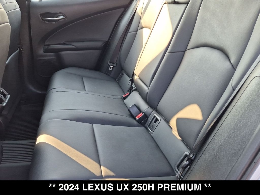 2024 Lexus UX 250h Premium
