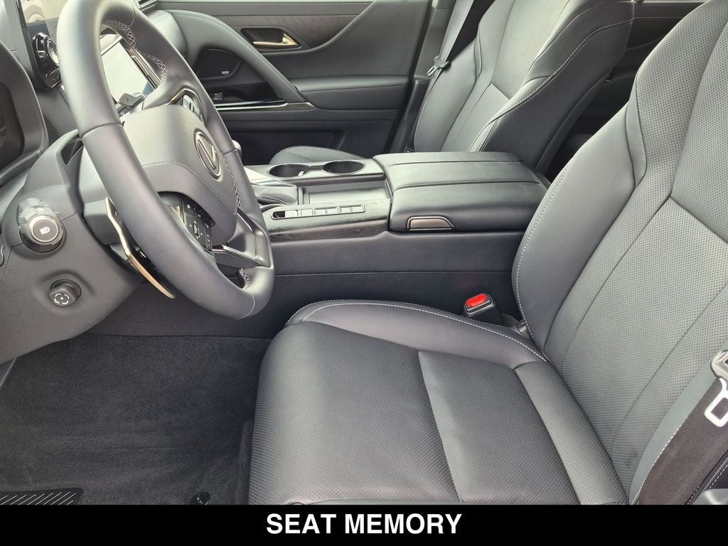 2026 Lexus LX PREMIUM