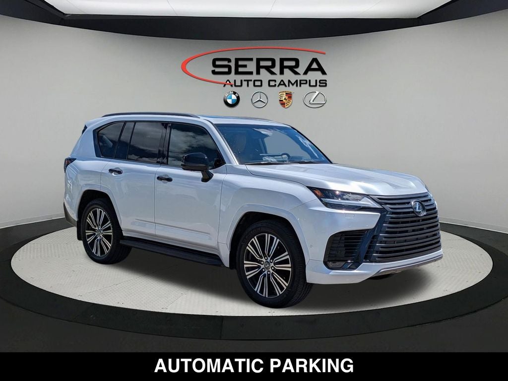 2025 Lexus LX 700h Luxury