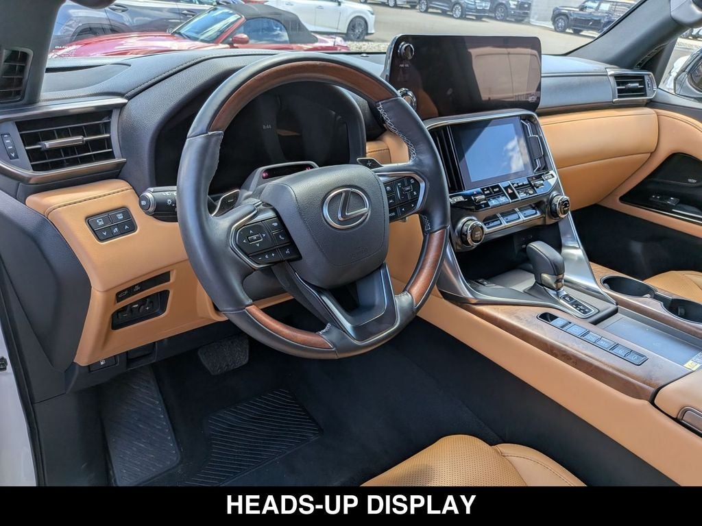 2025 Lexus LX 700h Luxury