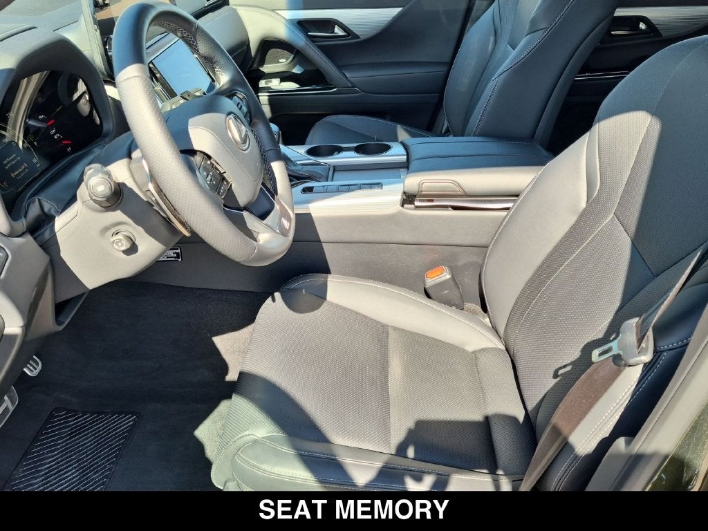 2024 Lexus LX 600 F SPORT