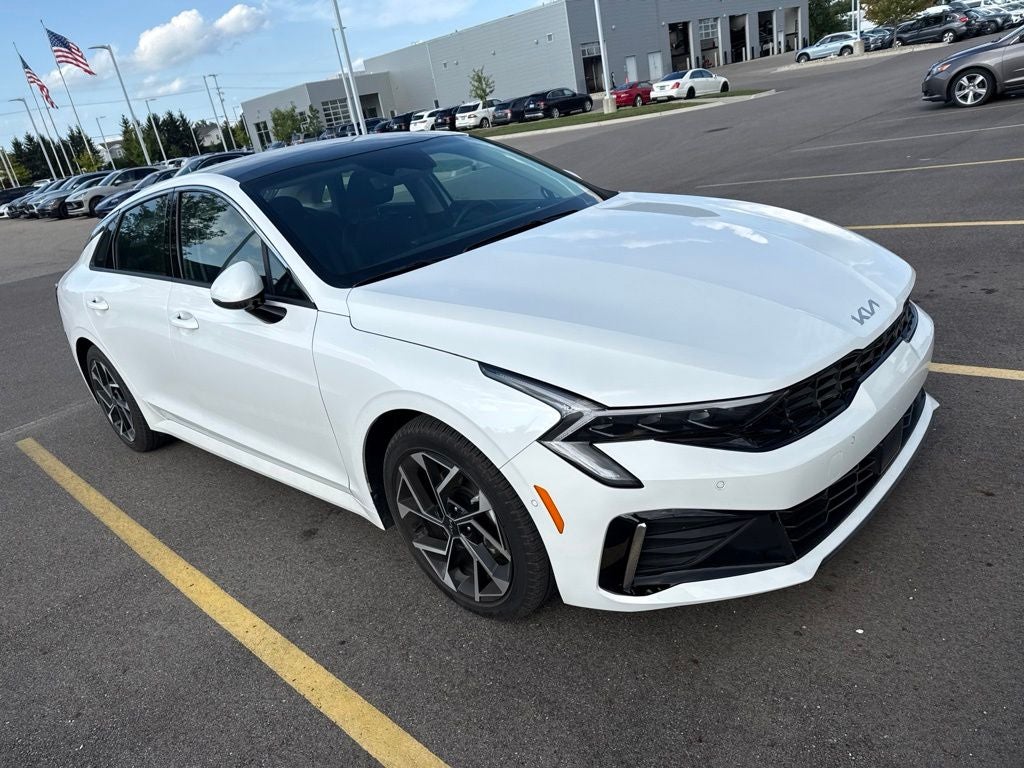 2025 Kia K5 EX