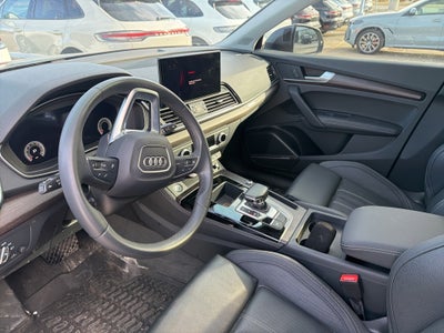 2023 Audi Q5 45 S line Premium quattro