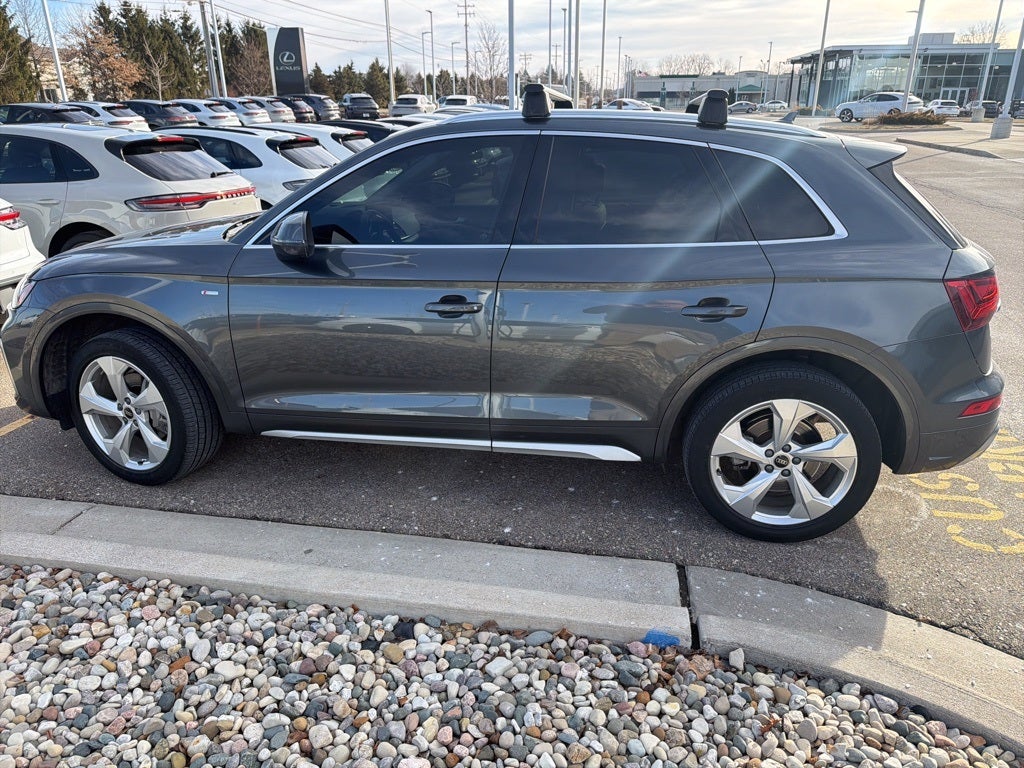 2023 Audi Q5 45 S line Premium quattro