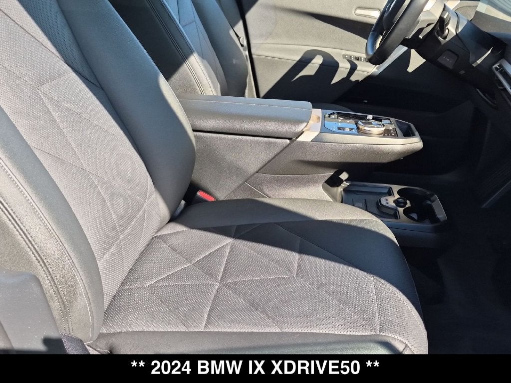2024 BMW iX xDrive50