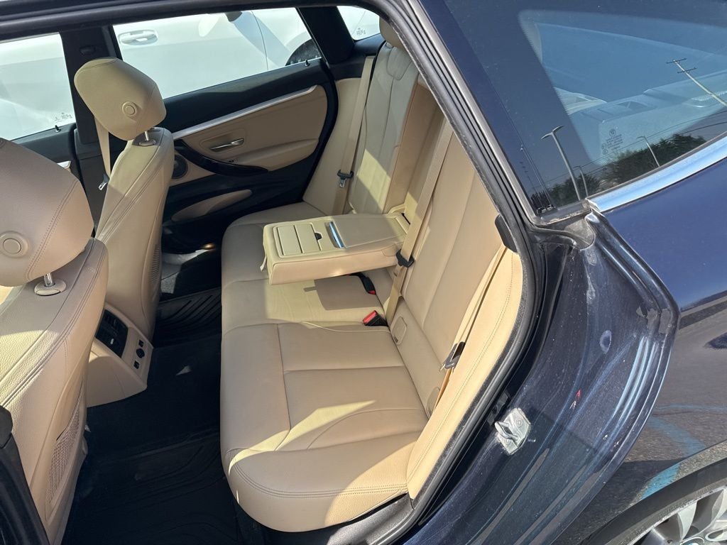 2017 BMW 3 Series 330 Gran Turismo i xDrive