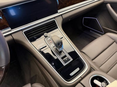 2022 Porsche Panamera 4