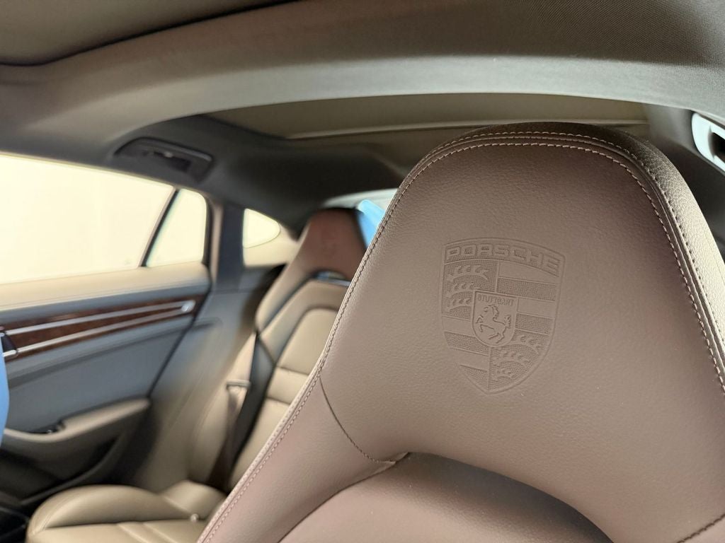 2022 Porsche Panamera 4