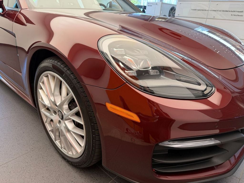 2022 Porsche Panamera 4