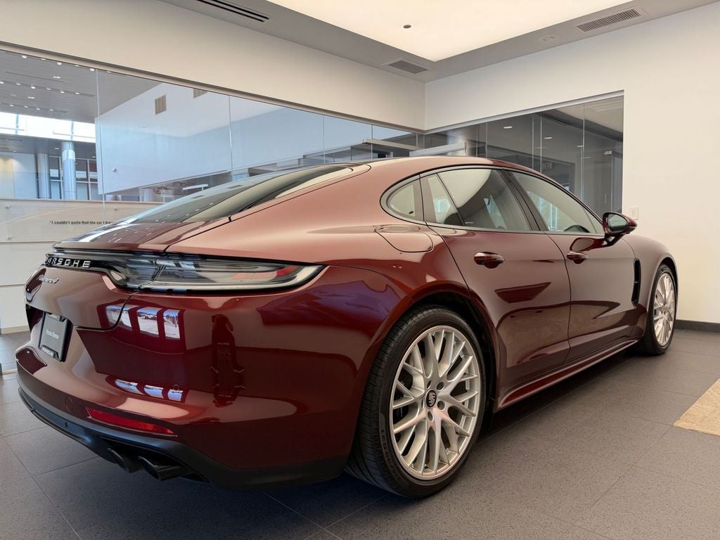 2022 Porsche Panamera 4