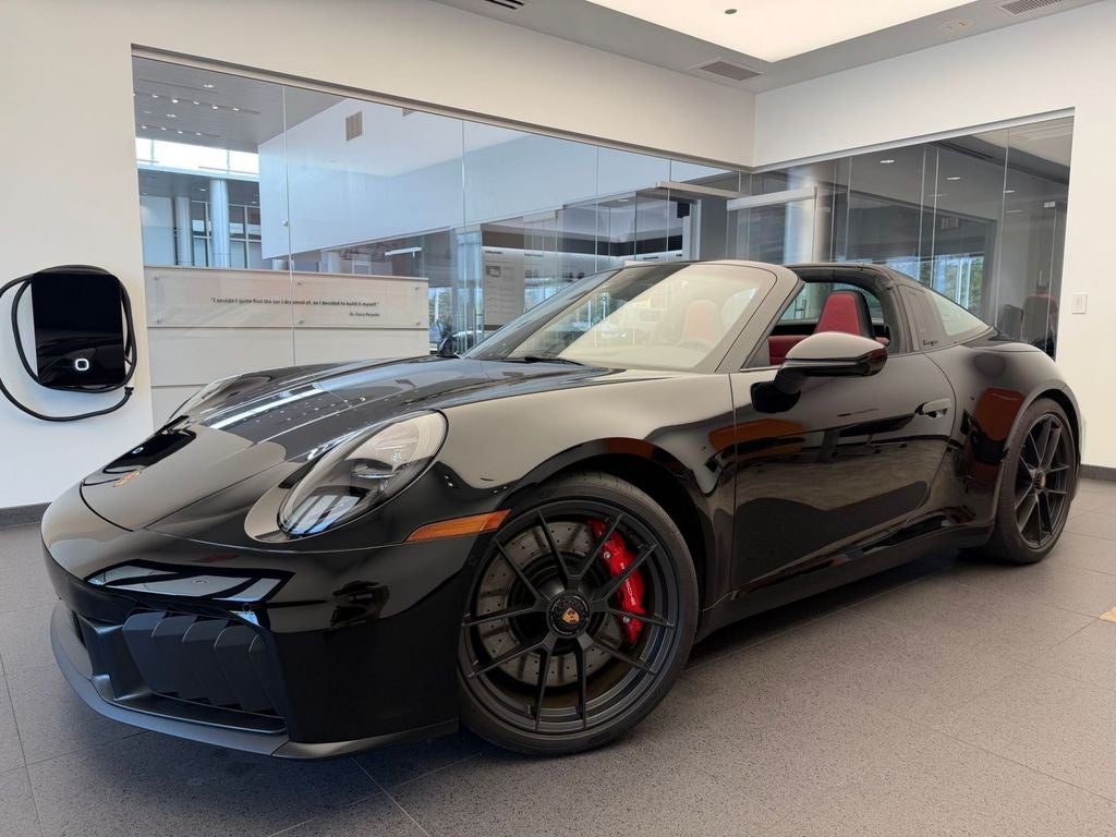 2025 Porsche 911 Targa 4 GTS's photo