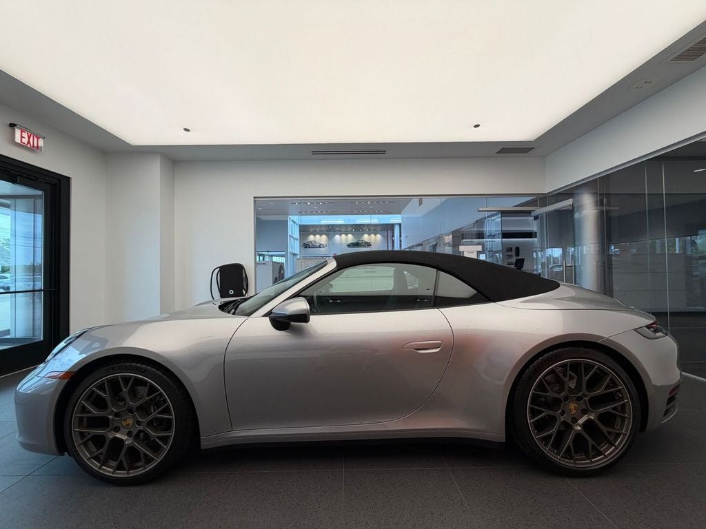 2020 Porsche 911 Carrera