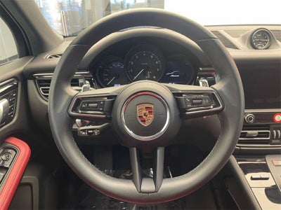 2025 Porsche Macan AWD