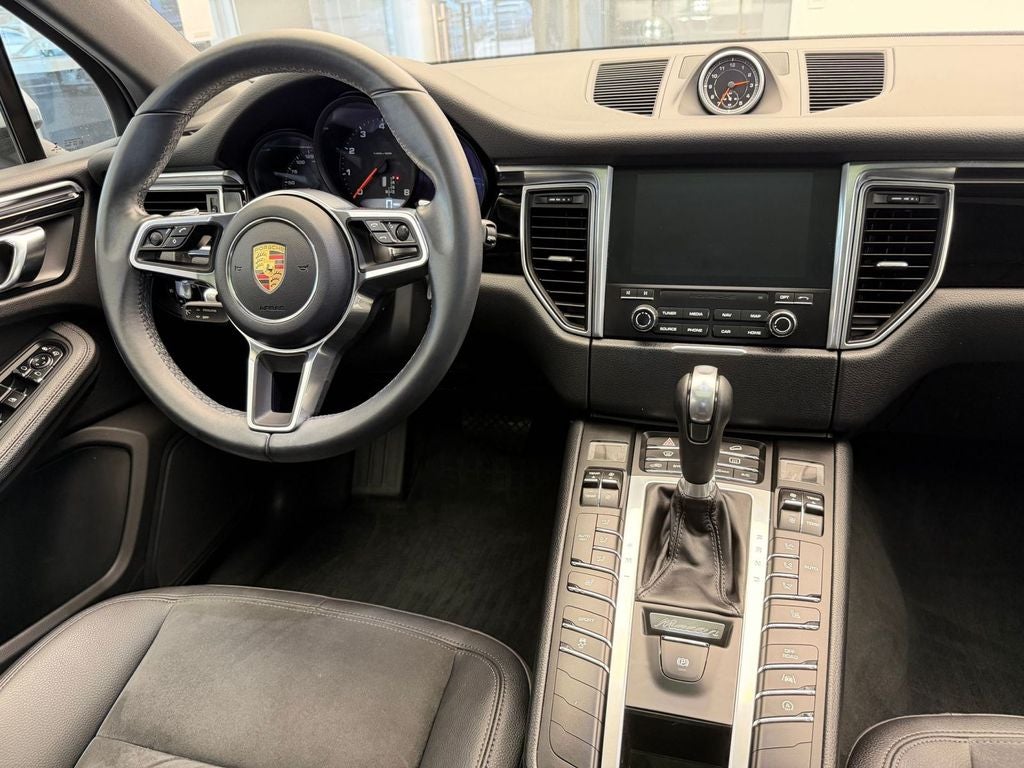 2017 Porsche Macan AWD