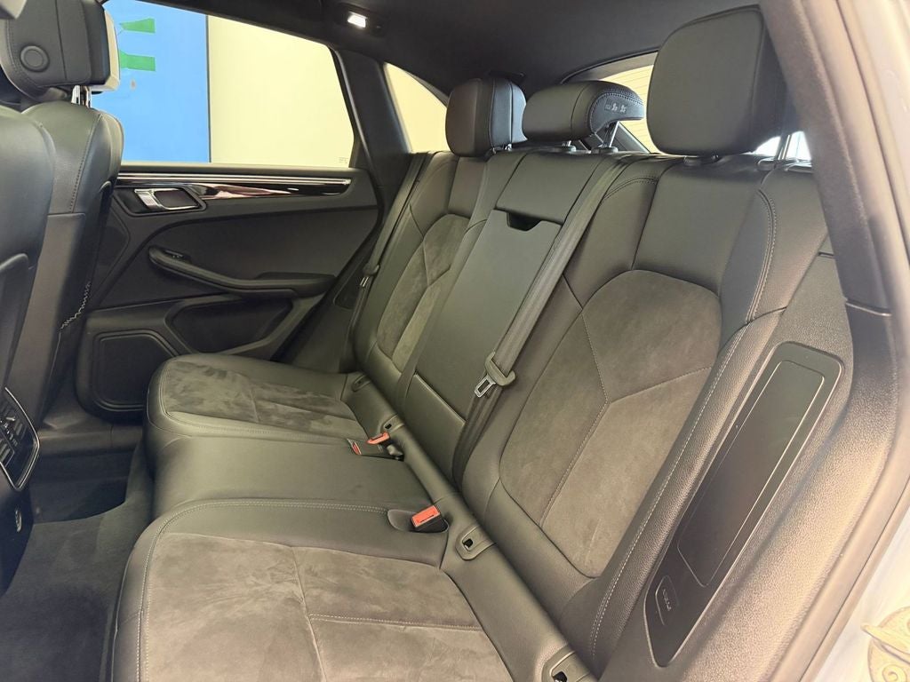 2017 Porsche Macan AWD