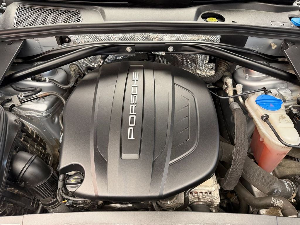 2017 Porsche Macan AWD