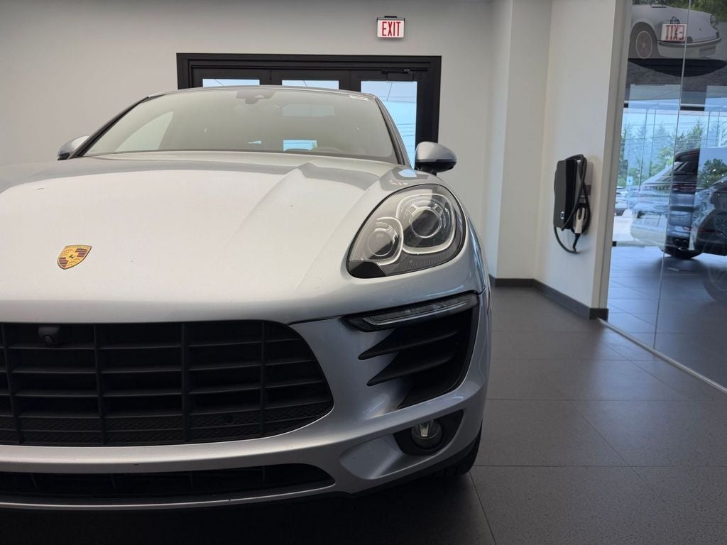 2017 Porsche Macan AWD