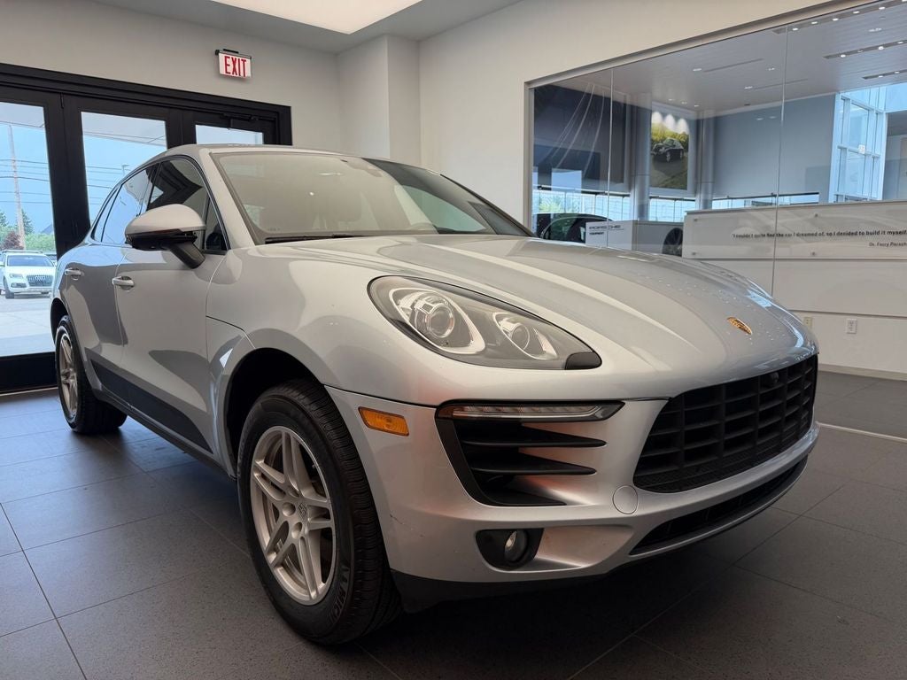 2017 Porsche Macan AWD